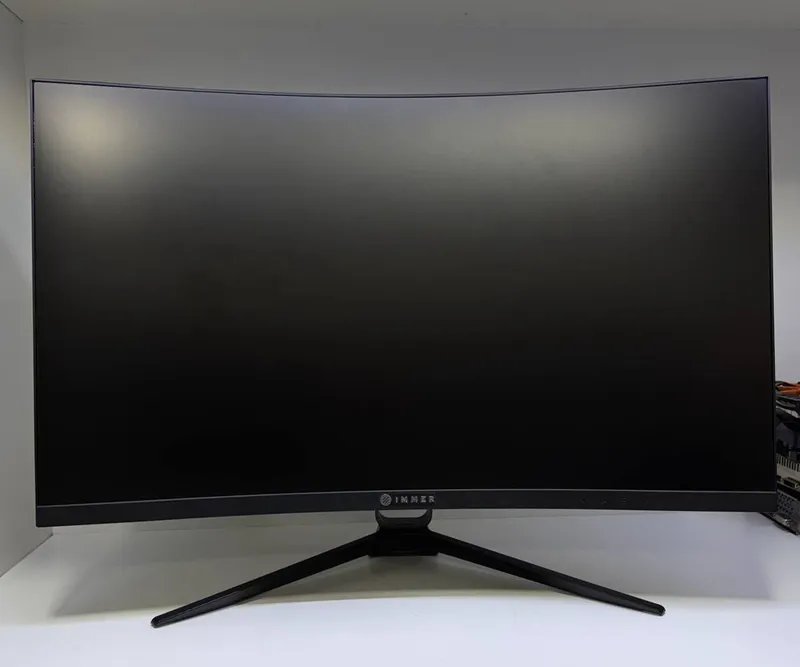 Immer 27 Curved 165hz yaxshi holatda