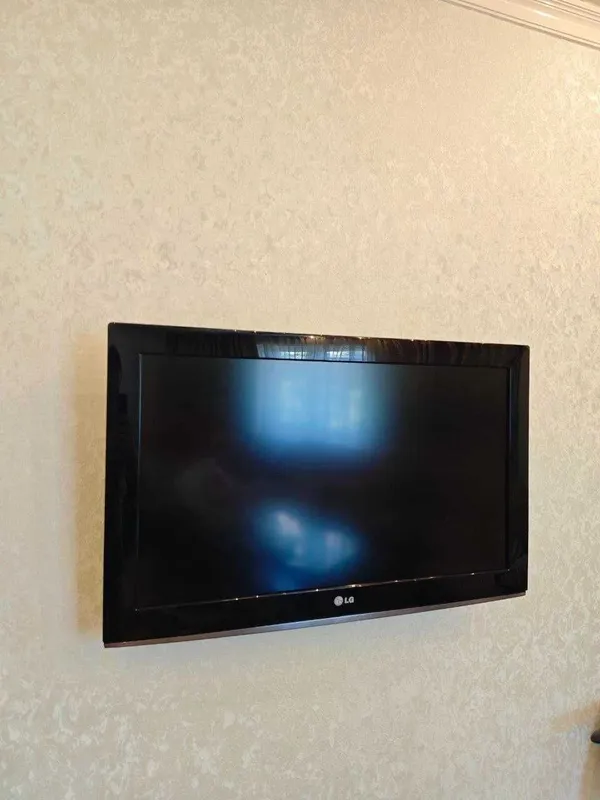 Продам телевизор LG 32LK330