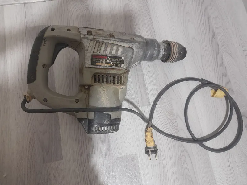 Katta perforator Crawn sotiladi/perforatorCrawn 1 Katta perforator Crawn sotiladi/perforatorCrawn 1