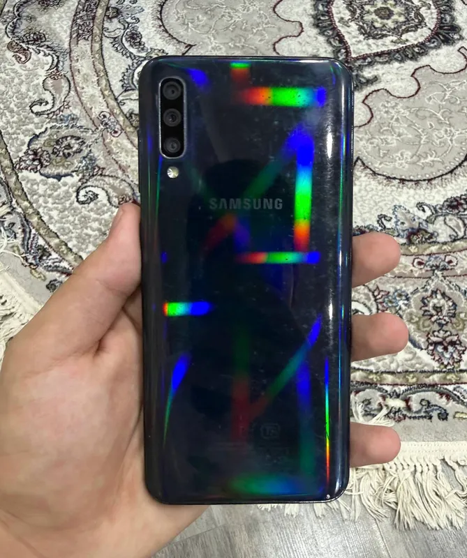 Samsung A50 1