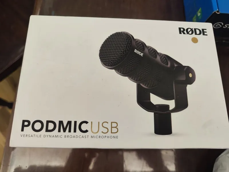 Новый Микрофон RØDE PodMic USB (Запечатанный / Оригинал) Новый Микрофон RØDE PodMic USB (Запечатанный / Оригинал)