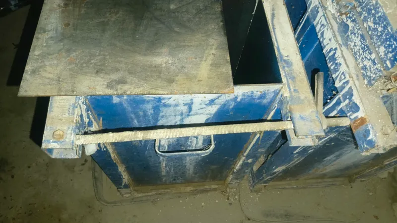 pena blok aparatı sotiladi ishglab turgan 6 pena blok aparatı sotiladi ishglab turgan 6