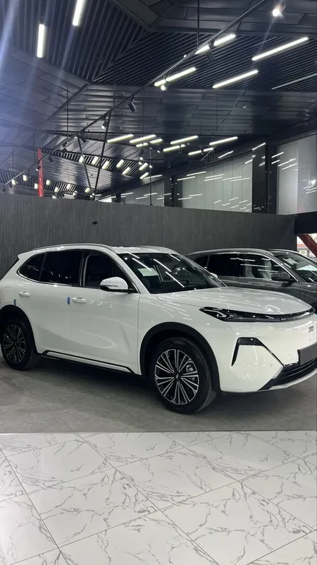 geelly ex5 EM-i 1