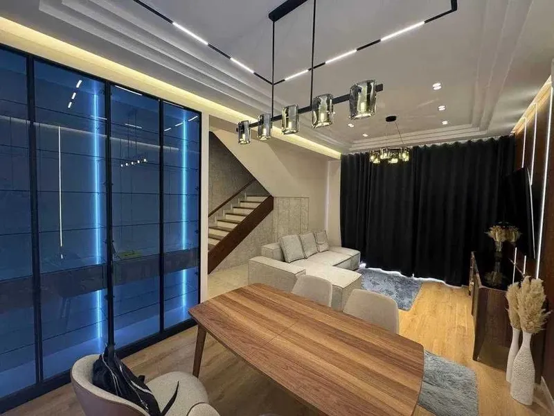 Сдам Евродом 10-соток на ТЦ Алфрагранус роскошная Классика — фото 3