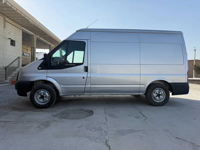 Ford Transit 2009