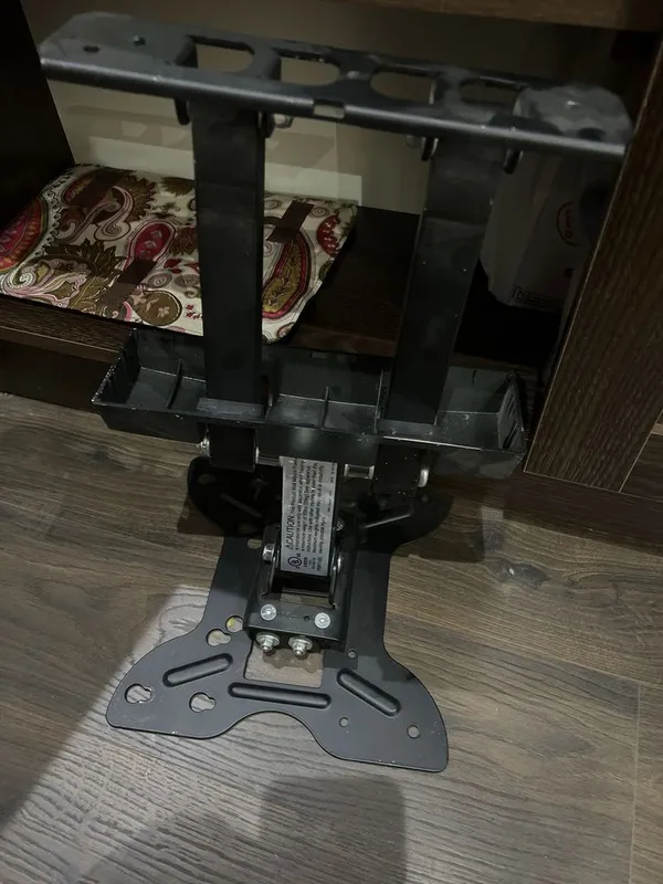 Televizorlar uchun ko‘tarish krani 1