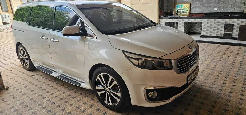 Автомашина Karnival 4 2 Автомашина Karnival 4 2