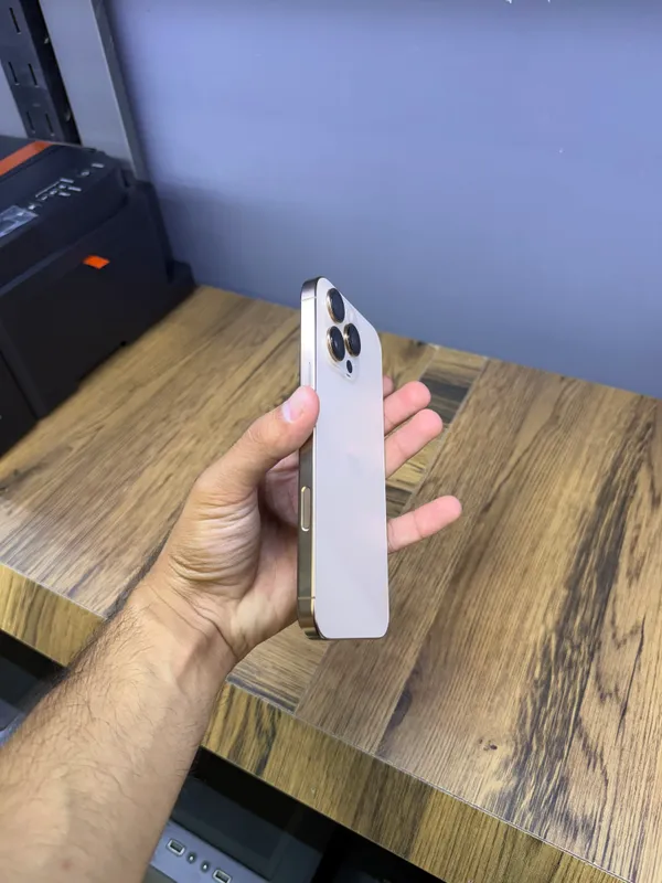 Iphone 16Pro max — фото 6