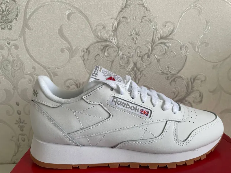 Reebok Classic 41 o‘lchamli krossovkalar 6 Reebok Classic 41 o‘lchamli krossovkalar 6