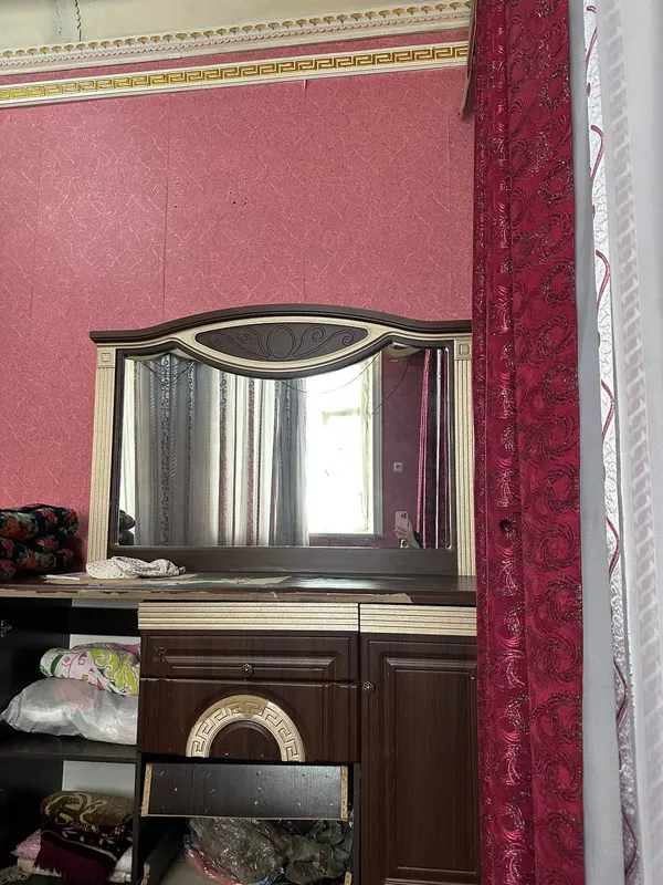 spalniy garbitur  holati yaxshi remont qilsa bas