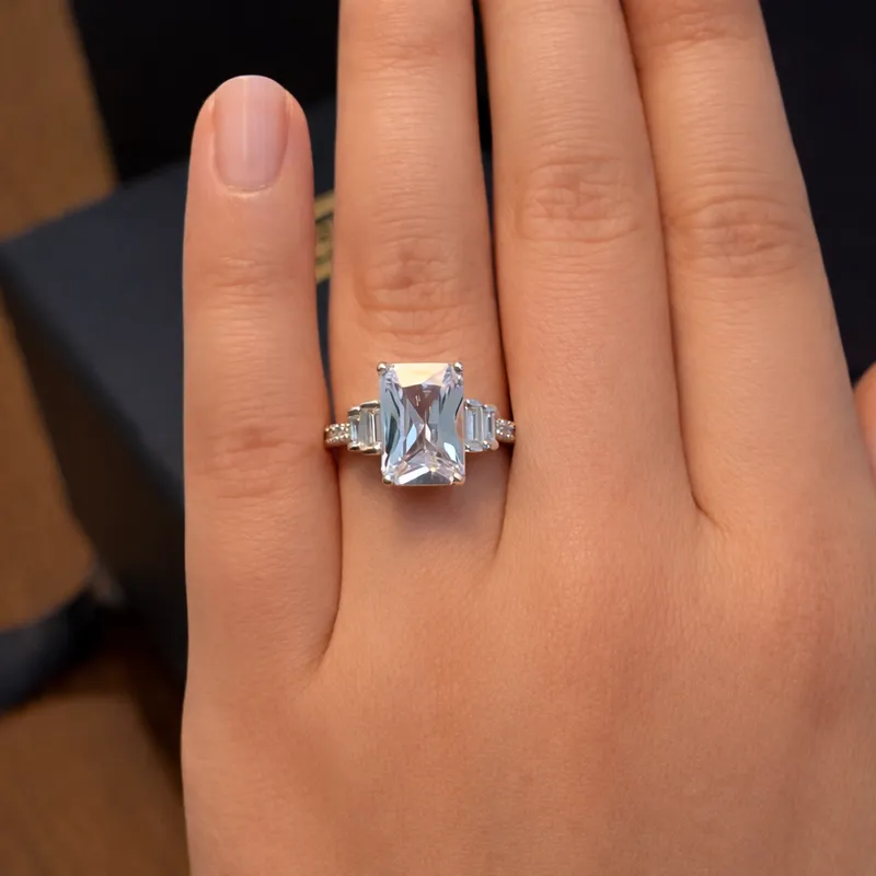 Harry Winston Emerald-Cut Baguette Ring Кольцо 2