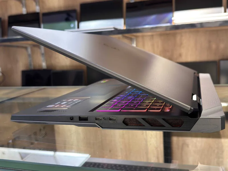 MSI VECTOR A18 AMD Ryzen 9 9955HX озу32гб 2T ssd Nvidio RTX 5080 — фото 5