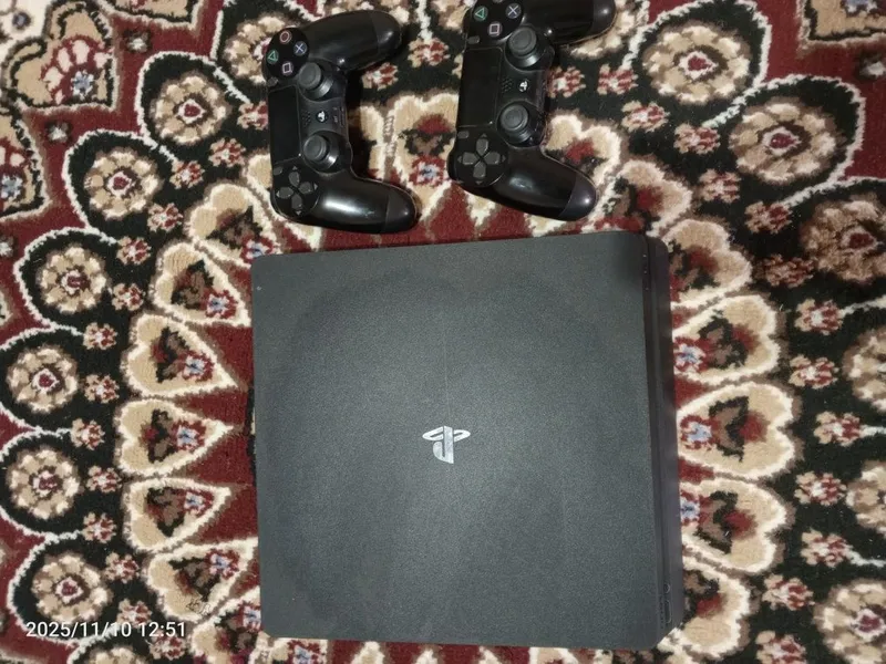 PlayStation 4 PlayStation 3 — фото 3