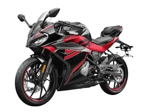 CfMoto 250 SR (ABS) 1 CfMoto 250 SR (ABS) 1