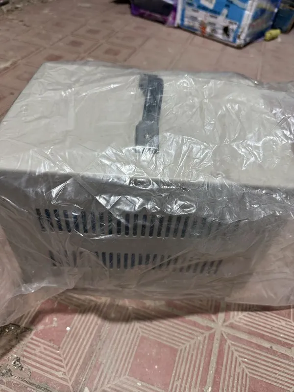 Стабилизатор SASSIN SVC 3000W 2 Стабилизатор SASSIN SVC 3000W 2