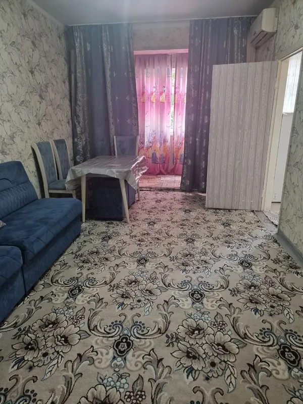 Аренда 2/2/4,массив Феруза, ор-р кафе Шукрона!
