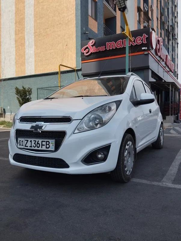 Chevrolet Spark 2012 1.0 L — фото 4