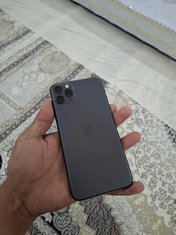 Iphone 11 pro max — фото 1