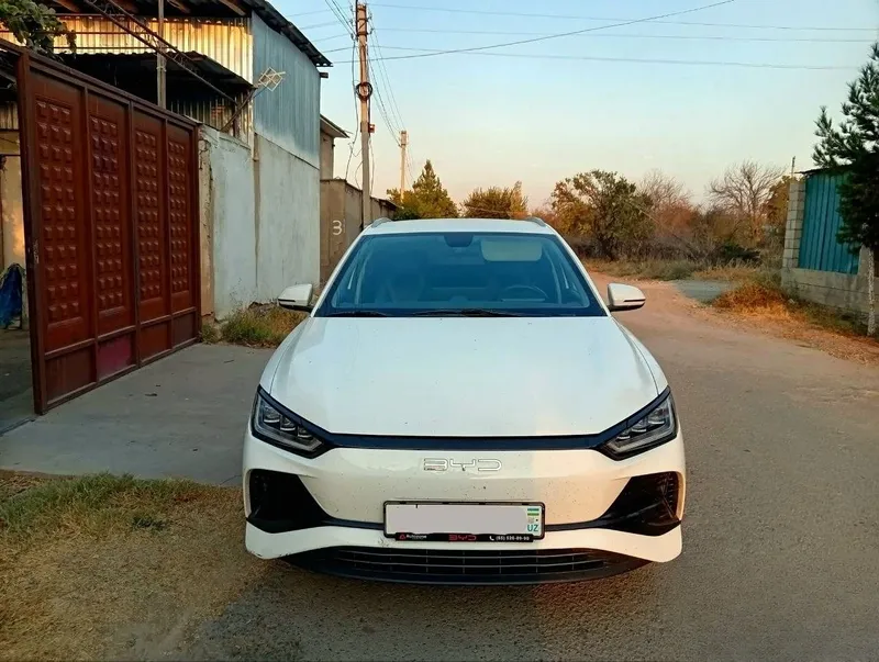 Продаётся BYD e2 1 Продаётся BYD e2 1