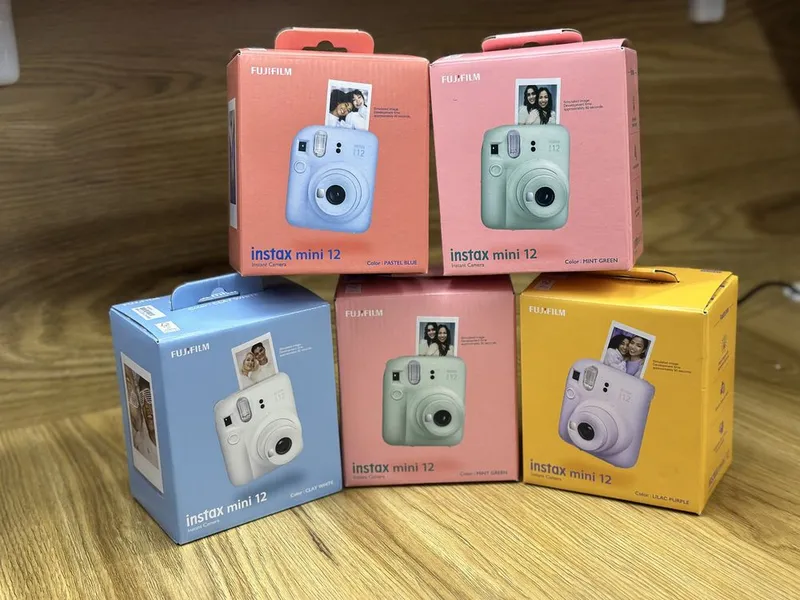 Fujifilm Instax Mini 12 Original — В наличии | Моментальная камера — фото 1 Fujifilm Instax Mini 12 Original — В наличии | Моментальная камера — фото 1