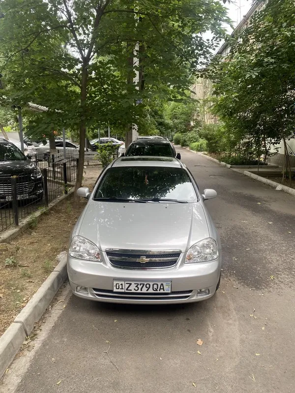 Продам Лассети 2013 года — фото 1