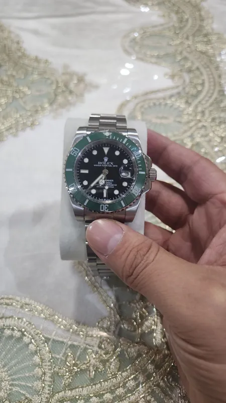 Rolex submarine sotiladi 1 Rolex submarine sotiladi 1