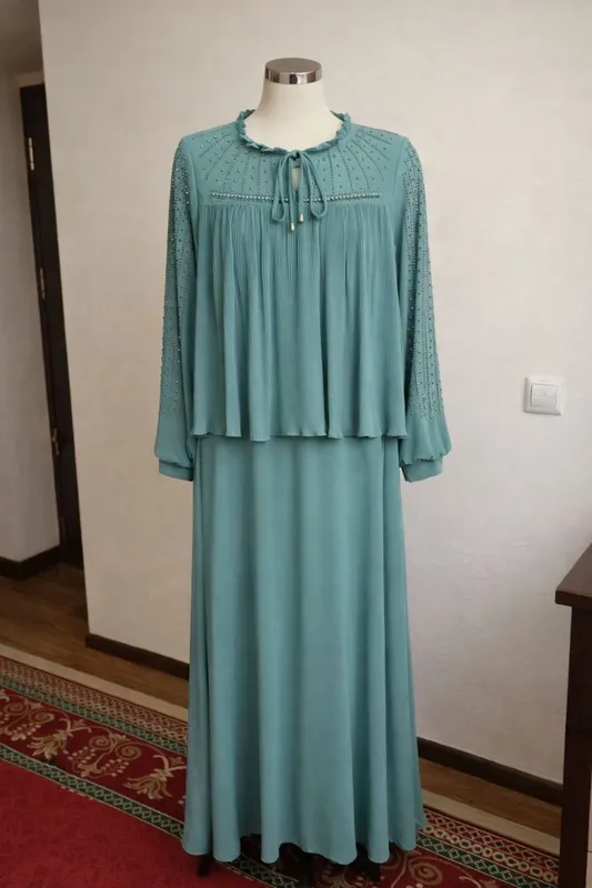Ayollarimiz uchun komplekt koyle