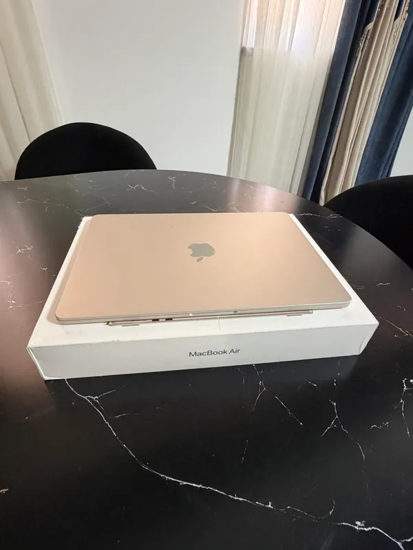 macbook 15 air m3 8 256 gb 2