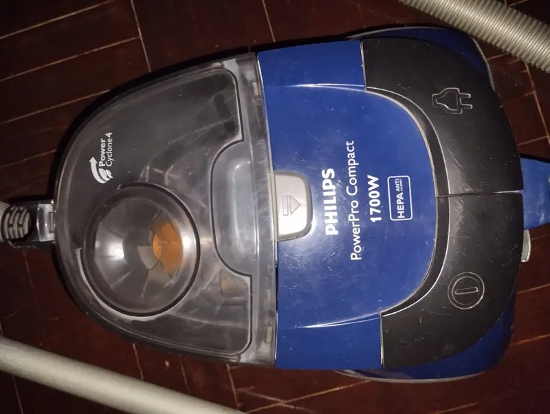 Philips changyutgich: PowerPro Compact 1700W 4