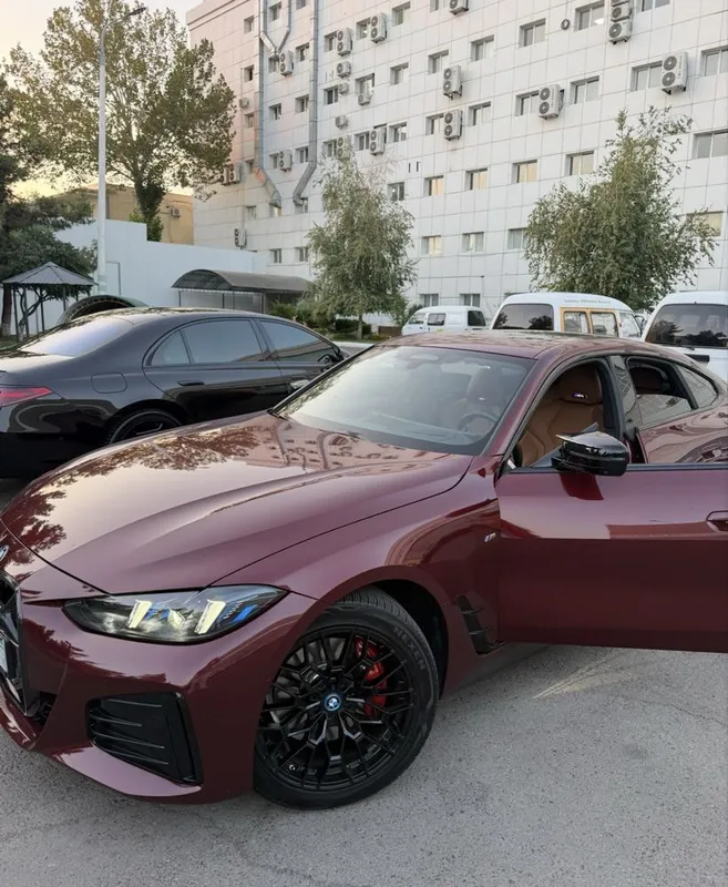 BMW i4 m50 M full package 3