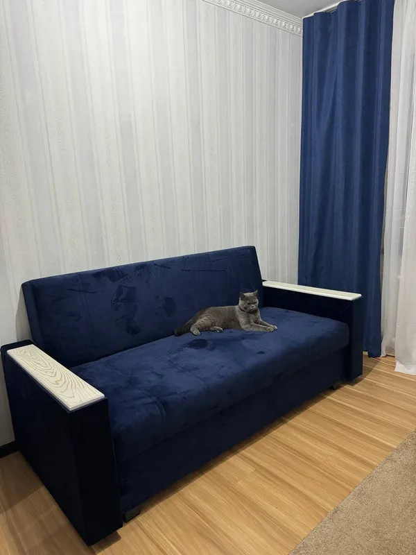 Диван