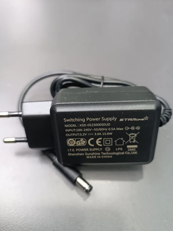 Adapter 5,2 v 3 a original
