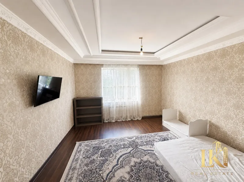 Продаётся 3-комнатная квартира, 92 м², Яшнабадский район (ориентир: Паркентский рынок / Корзинка) 1