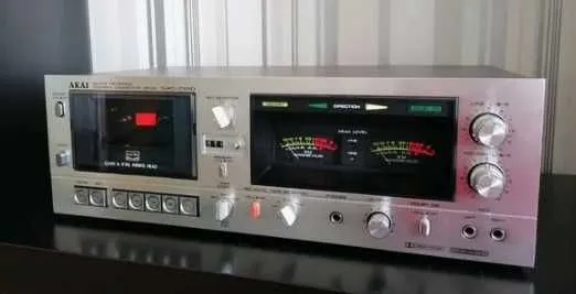 Одна из лучших кассетных стрелочных дек AKAI GXC-735 — фото 2