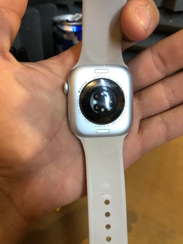Apple Watch Series 10 46mm Silver 7 Apple Watch Series 10 46mm Silver 7