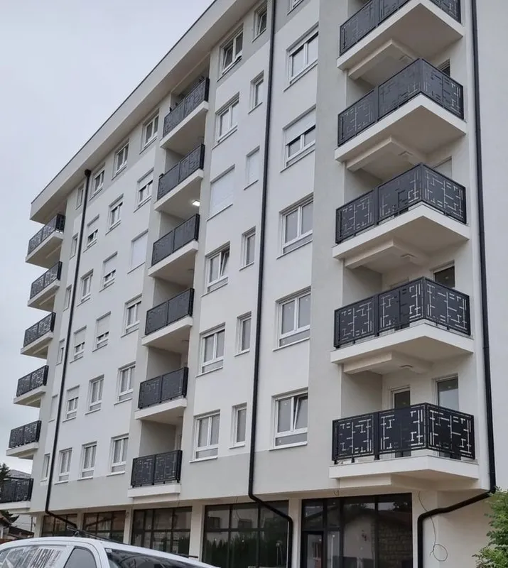 panjara perila darvoza naves 7