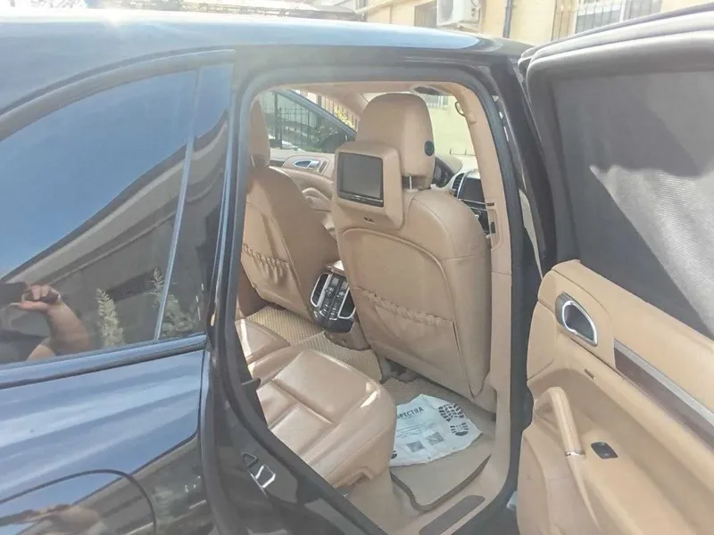 ПРОДАЁТСЯ: Porsche Cayenne S 2012 4.8L Бензин. — фото 6