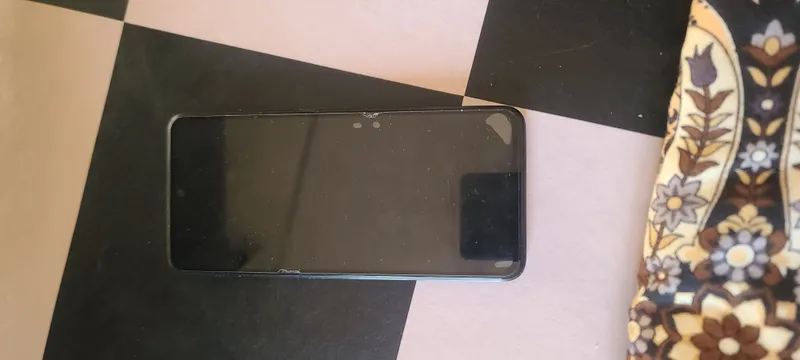 Redmi not 11 sotaman 2 Redmi not 11 sotaman 2