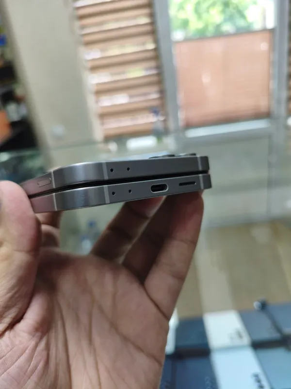 Samsung Z Flip 6 3