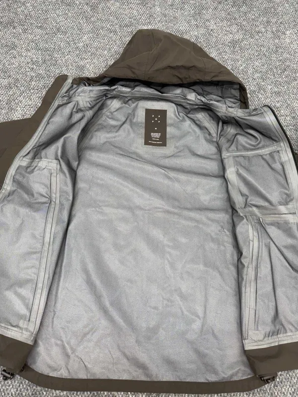 Технологичная куртка Pop Trading Company Oracle Jacket (Размер M) 4 Технологичная куртка Pop Trading Company Oracle Jacket (Размер M) 4