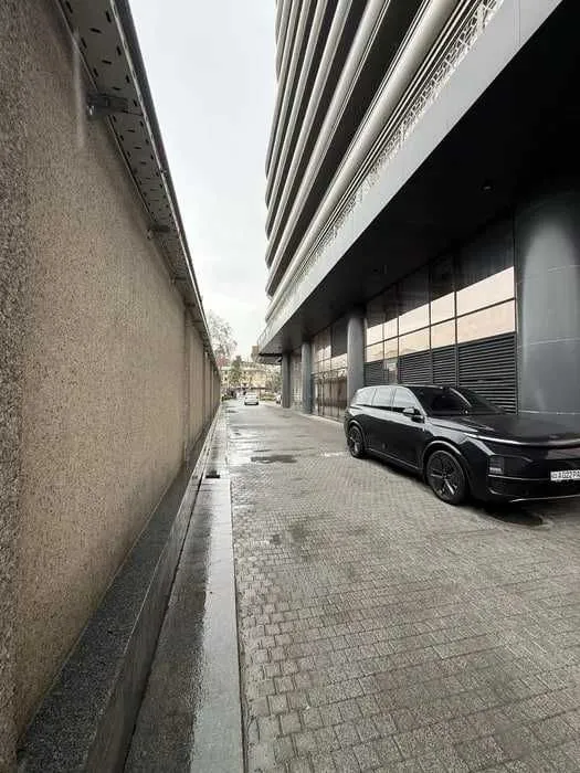 сдаётся помещение на улице бабура, Piramit tower 154 м²