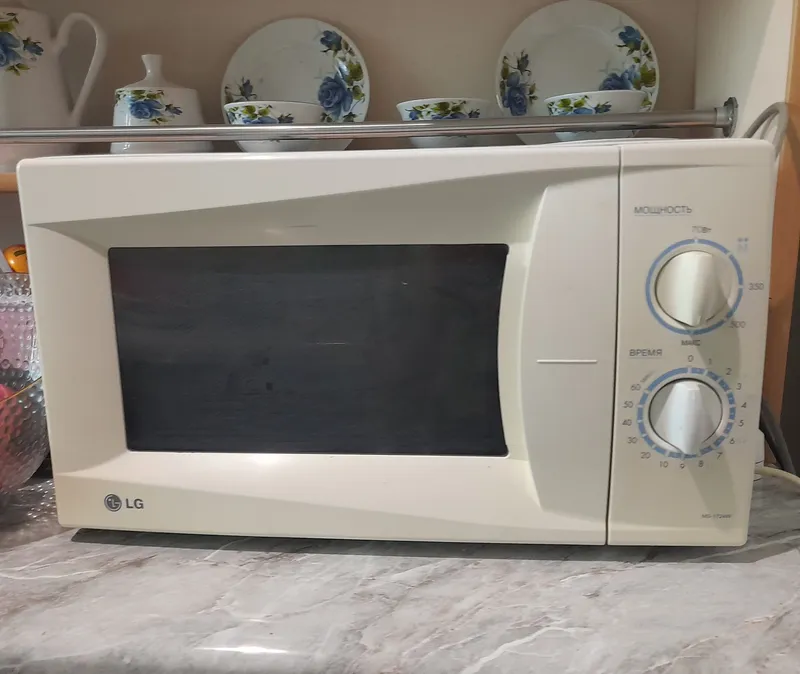 Микроволновка LG Микроволновка LG
