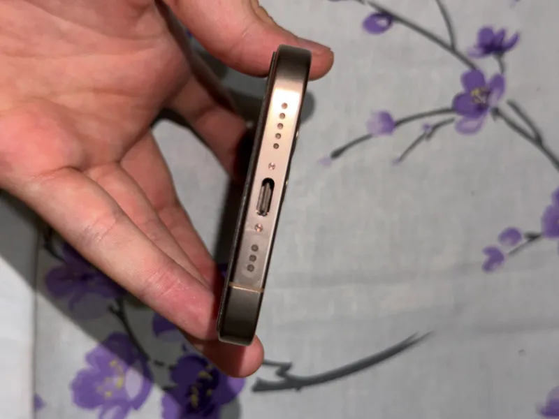 iPhone 16 Pro 3 iPhone 16 Pro 3