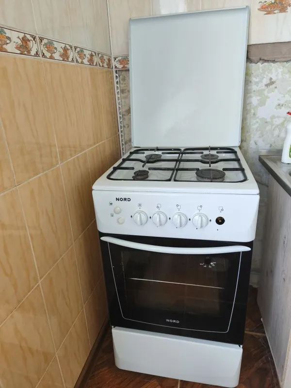 Продам газовую плиту nord