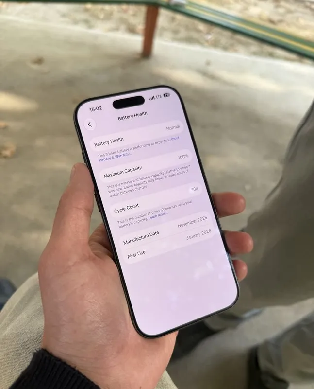 iPhone 17, чёрный 2