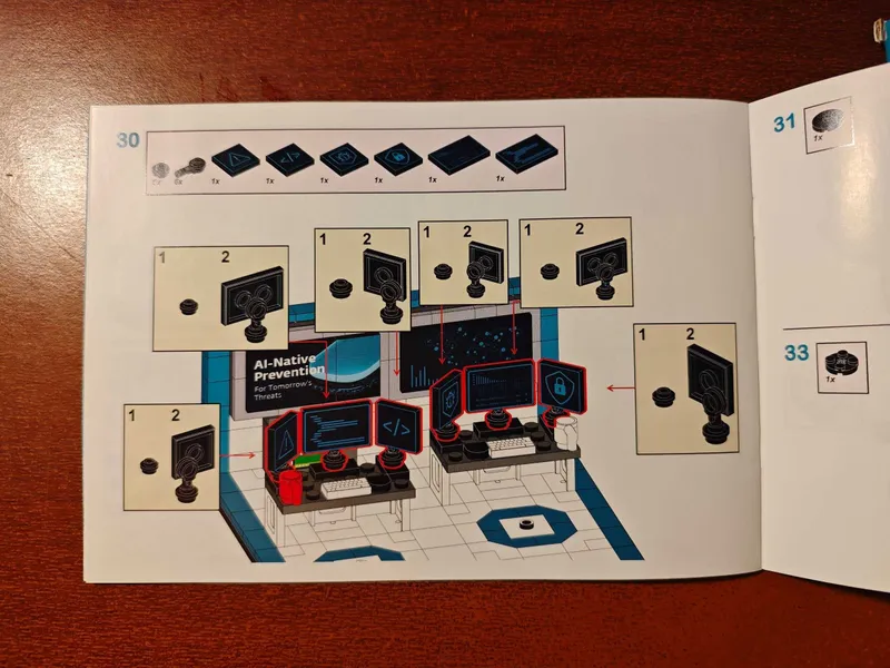 Набор Lego ESET Houston, 300 деталей, коллекционный 3 Набор Lego ESET Houston, 300 деталей, коллекционный 3