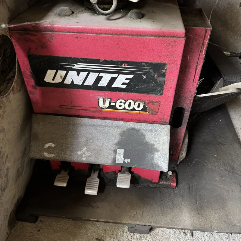 Shinomontaj uskunasi UNITE U-600 sotilad