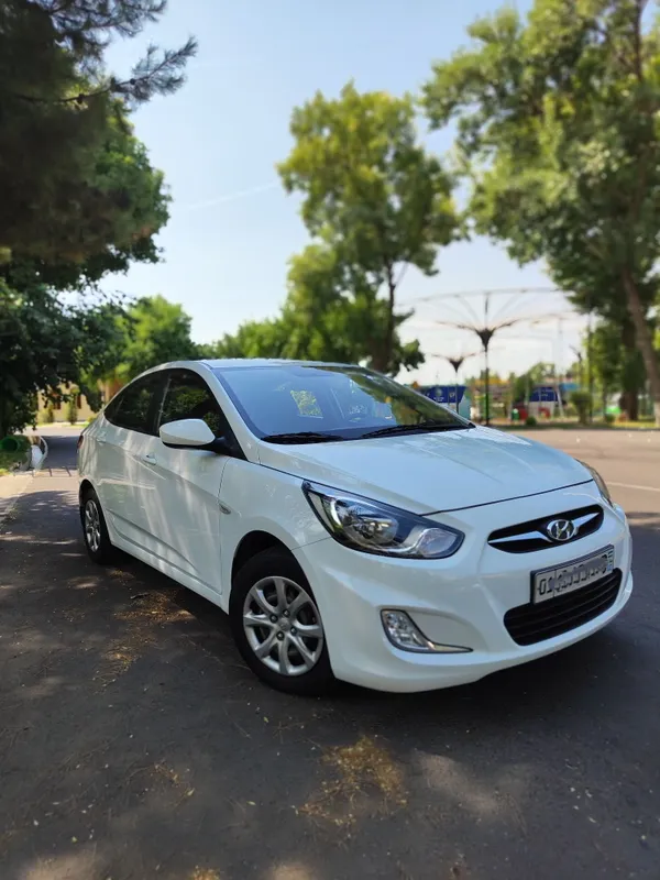 Hyundai Accent MT 1 Hyundai Accent MT 1