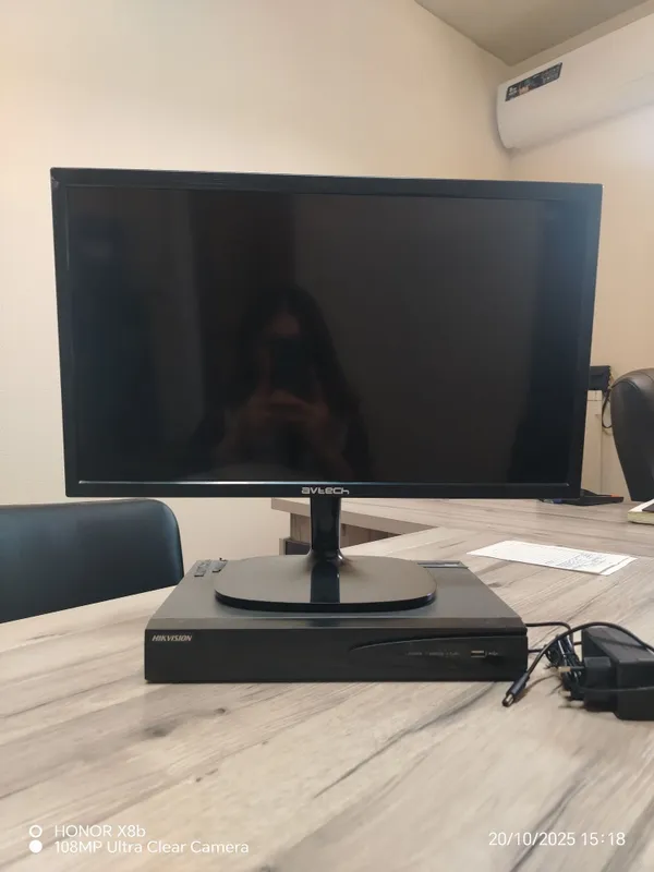 NVR 16 kanal va monitor sotiladi