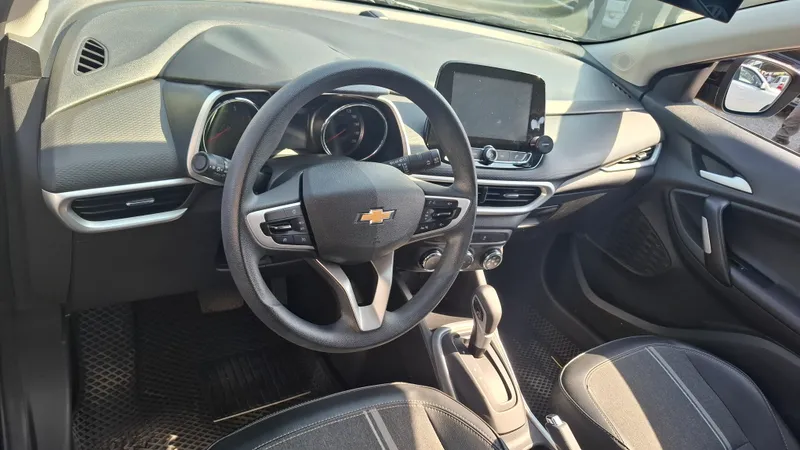 Tracker 2 LTZ 2023 года, без повреждений, 30 000 км 2 Tracker 2 LTZ 2023 года, без повреждений, 30 000 км 2